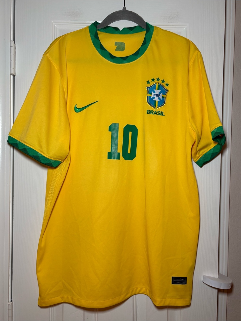 Nike Brazil Neymar Jr #10 Soccer Jersey Yellow Green Men’s XXL